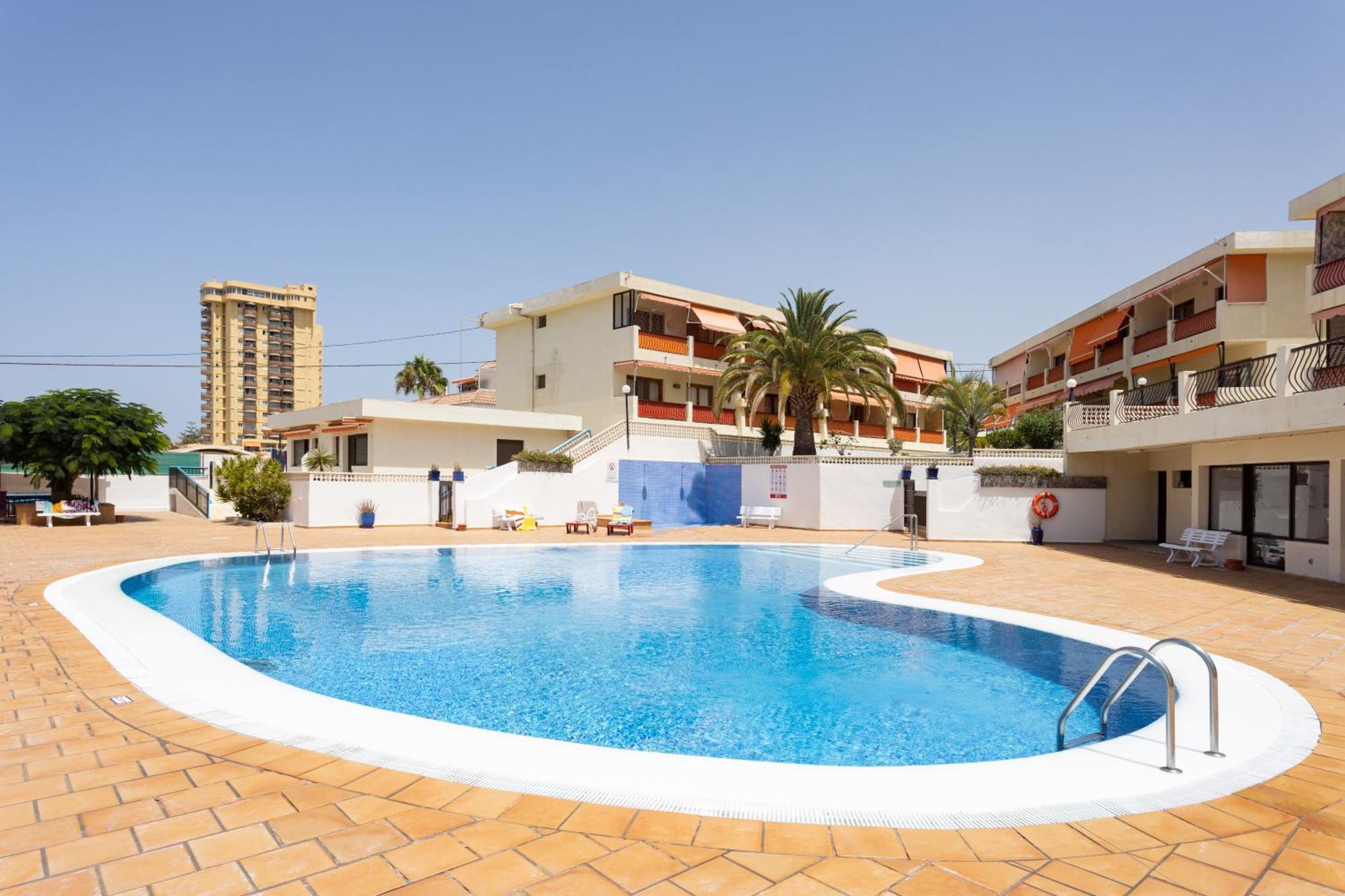 Frontline Playa Las Vistas With Pool, Parking, Sea Лос Кристианос Экстерьер фото