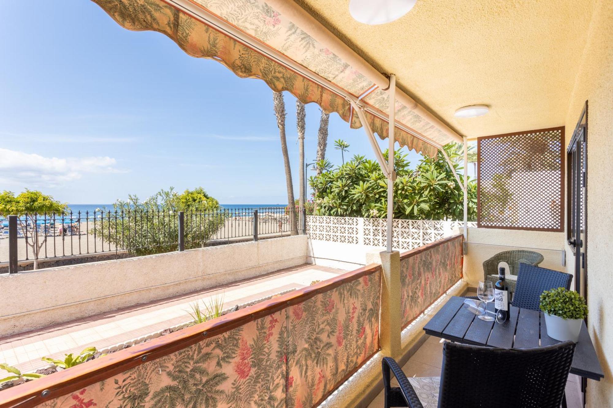 Frontline Playa Las Vistas With Pool, Parking, Sea Лос Кристианос Экстерьер фото